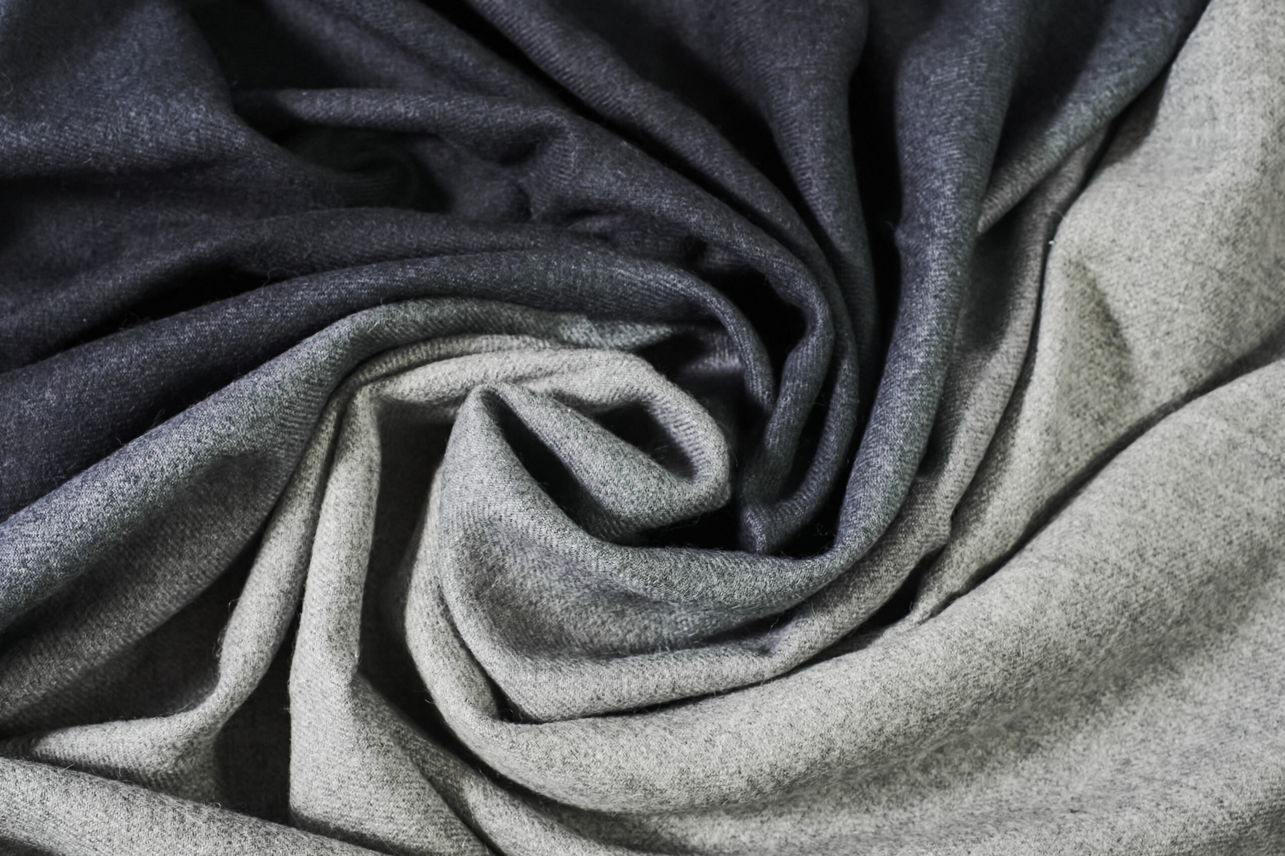 Essential a Mano - Image 3