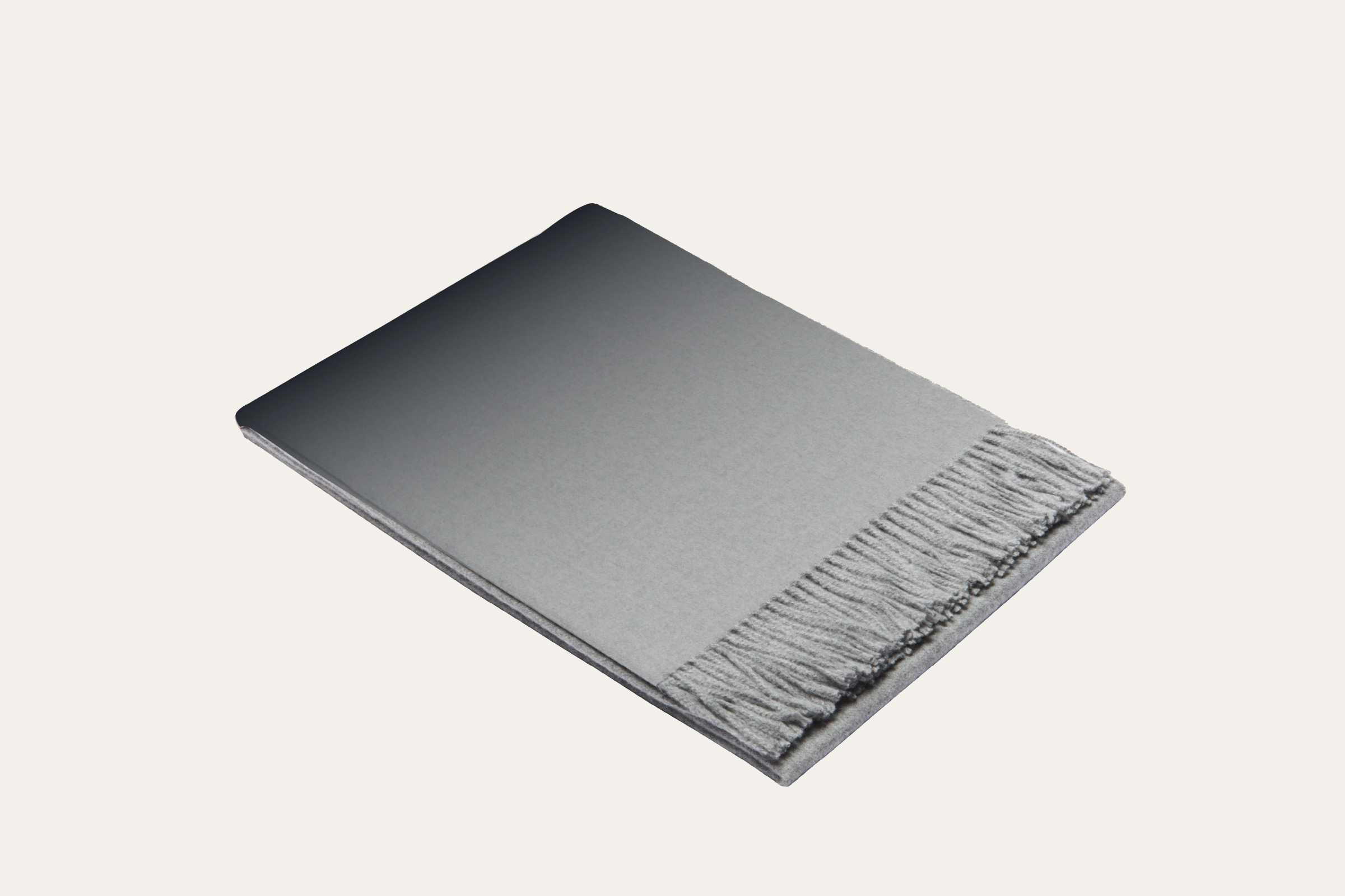 Essential a Mano Throw - Image 4