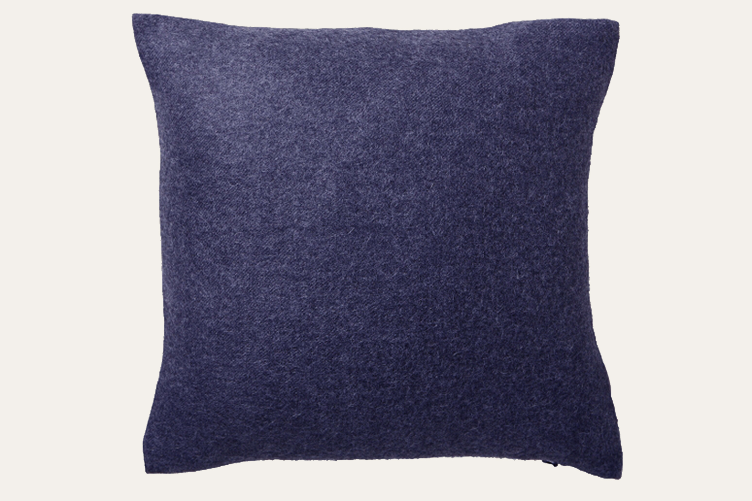 Essential pillow - Image 9